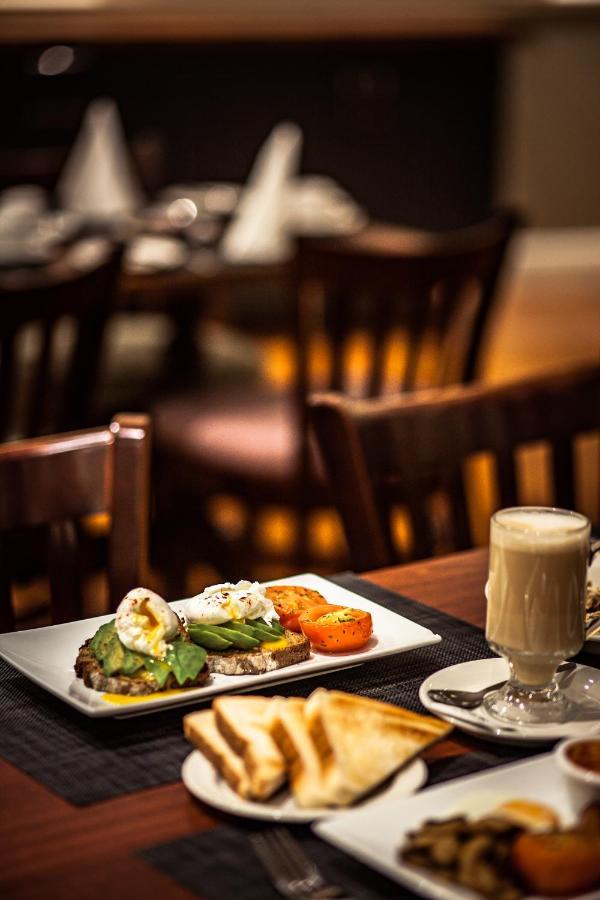 Gullane'S Hotel باليناسلو المظهر الخارجي الصورة