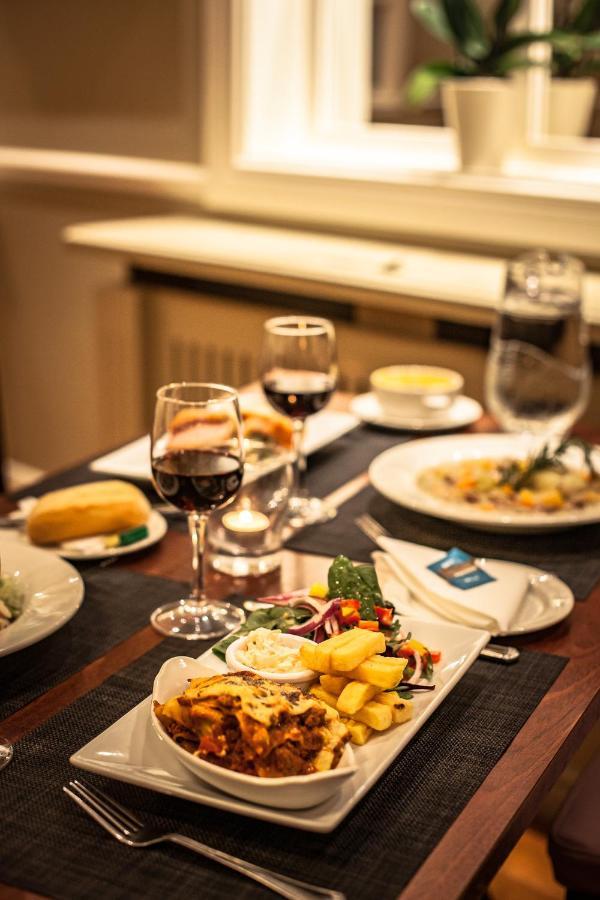 Gullane'S Hotel باليناسلو المظهر الخارجي الصورة